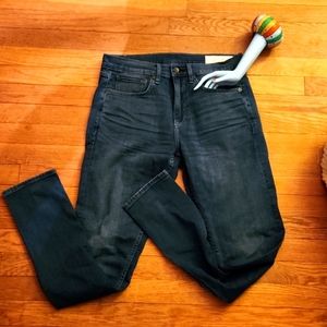 31×32 dark blue rag & bone skinny jeans